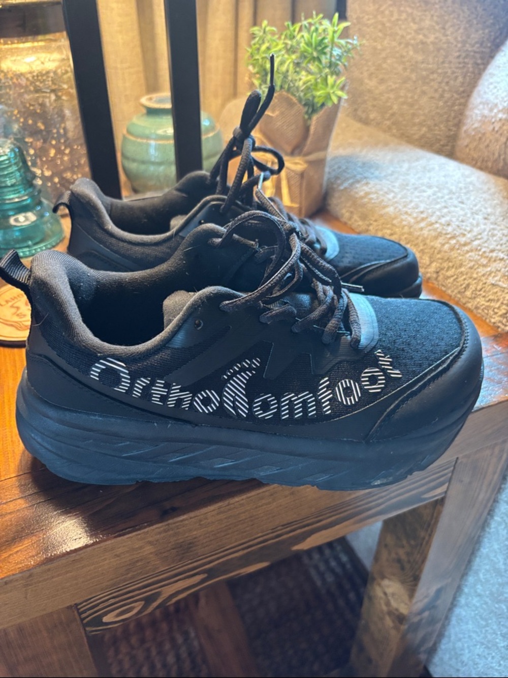 OrthoComfort Women's Black Athletic Lace-Up Sneakers